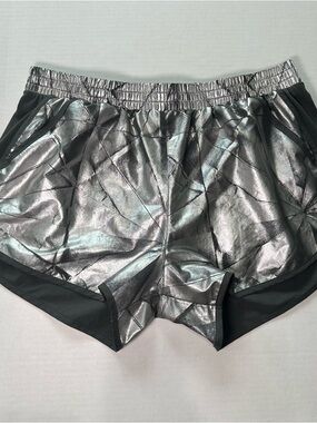 Under Armour Women’s Fly By HeatGear Lined Metallic Shorts Activewear Outdoor